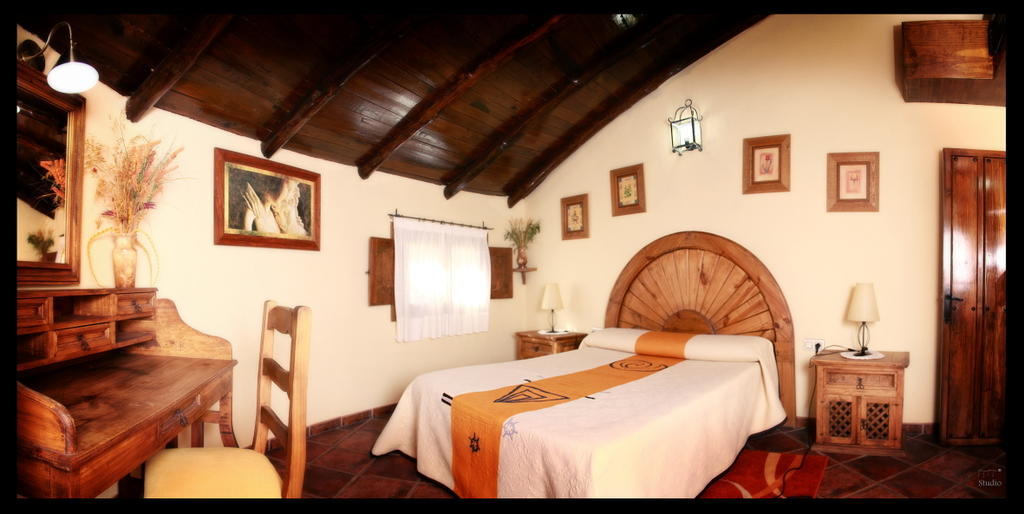 Complejo Rural Los Chozos Valle Del Jerte Phòng bức ảnh