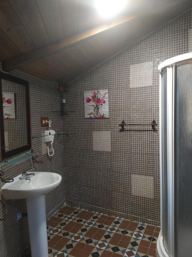 Complejo Rural Los Chozos Valle Del Jerte Ngoại thất bức ảnh