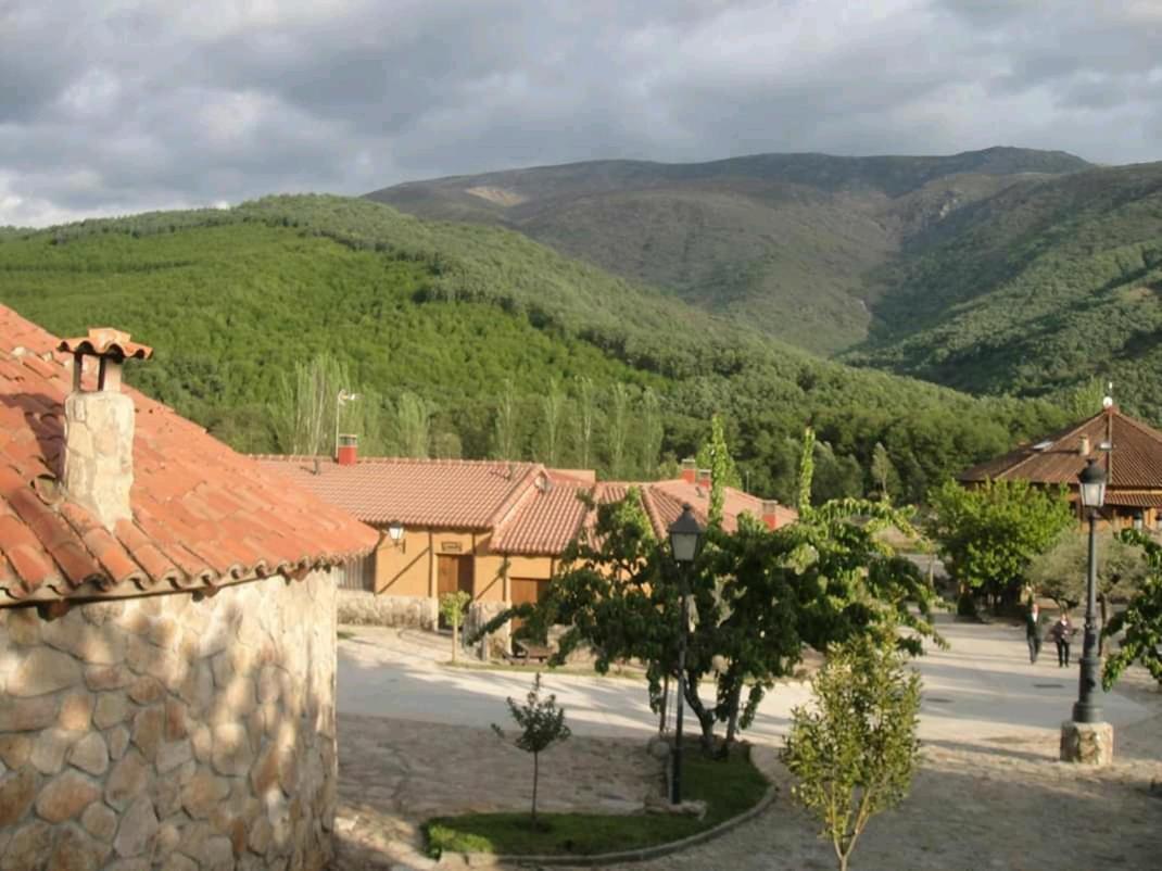 Complejo Rural Los Chozos Valle Del Jerte Ngoại thất bức ảnh